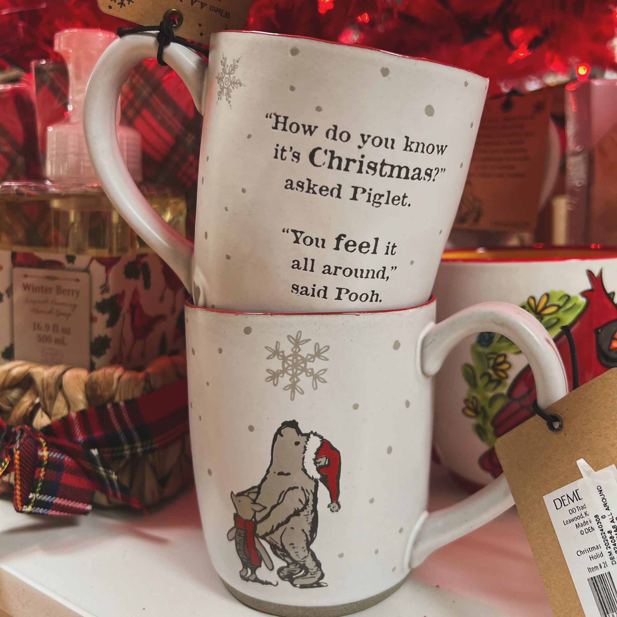 Winne the Pooh Christmas Mug