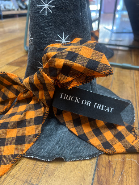 Small Trick or Treat witch hat sitter