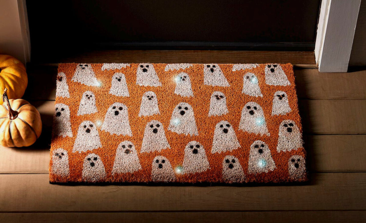 Lighted ghost door mat