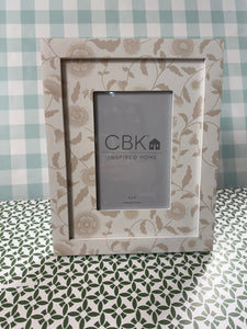 Vintage Floral Frame