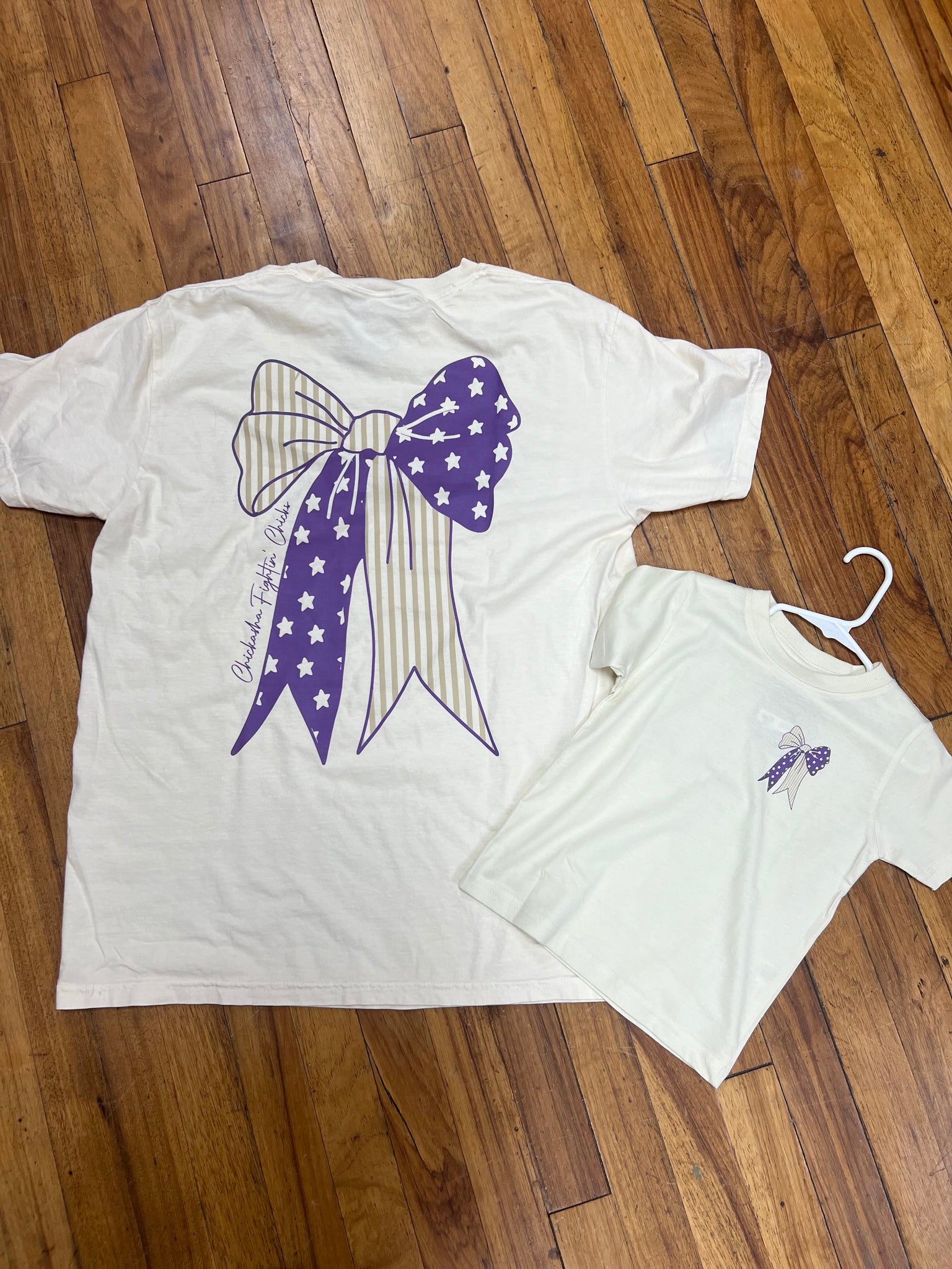 CHICKASHA BOW TEE